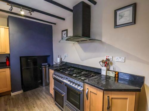 Exterior view, Atlanta in High Hawsker