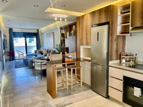 Sandy Chic Apartment - 2BR by Marina Bay & TGV 3
