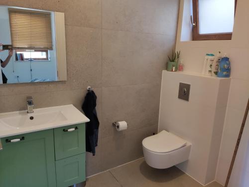 Little house on the prairie in Tsukim