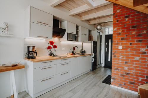 ห้องครัว, Ulinia Zacisze Dom Comfort 70m2 in ซาร์บสค์