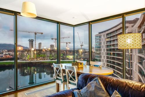 Five Star Panoramic and Central Apartment