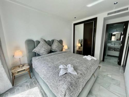 The White Cristal - 2 BR with Balcony 4