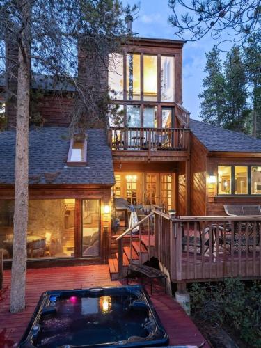 82 Lenawee Lane home in Dillon, USA