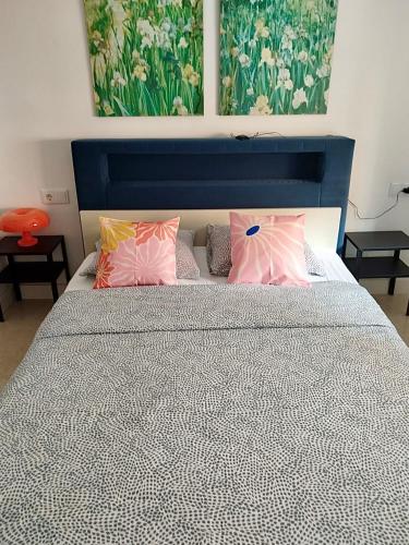  Soho Boho Apartments - with sunny rooftop terrace and fiber optic internet in Alicante