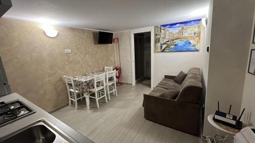 Dreams 116 Calle Cipolla 1