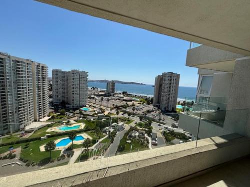 Apart Hotel frente Casino Enjoy vista al mar