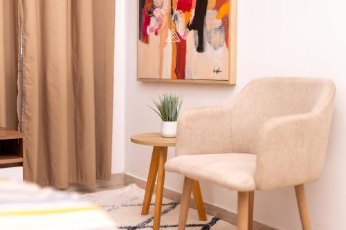 Cozy 1BR Apartment in Trendy Neighborhood