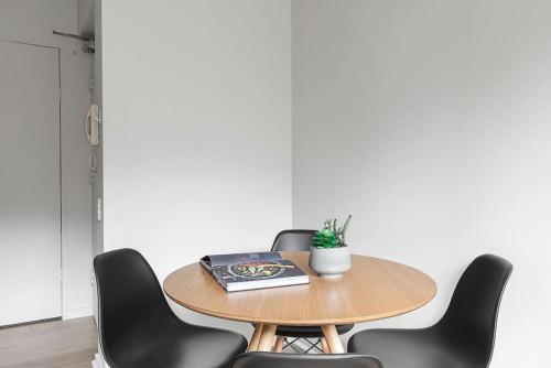 Bright, Stylist apartment in Richmond Terrace, Melbourne (photo 9)