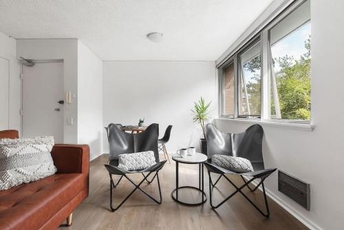 Bright, Stylist apartment in Richmond Terrace, Melbourne (photo 10)