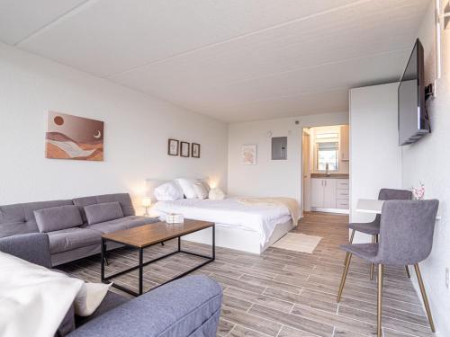 Modern Suite 7 Mins to Disney World and Universal in Kissimmee, USA