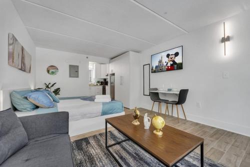 Relaxing Studio 7 Mins to Disney and Free Parking in Kissimmee, USA