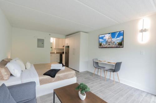 Luxury Stay Close to Disney World and Universal Studios in Kissimmee, USA