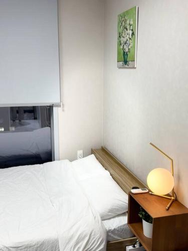 Neue klasse Seoul stay 명동 Street