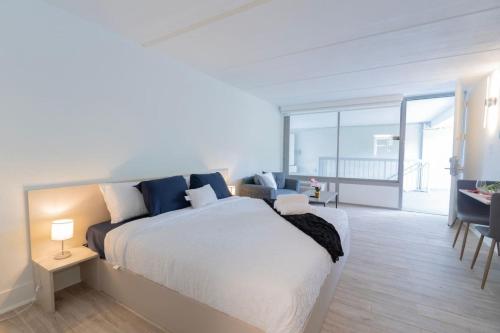 Gorgeous Studio 8 min to Disney Studio and Universal in Kissimmee, USA