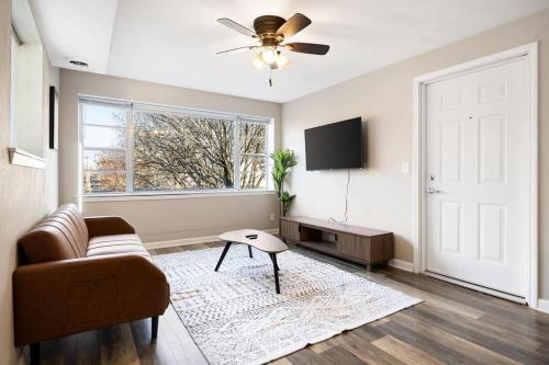 Urban 1BD moments away from DT Peoria Urban 1BD moments away from DT Peoria