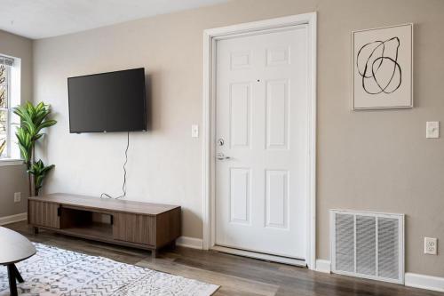 Urban 1BD moments away from DT Peoria Urban 1BD moments away from DT Peoria