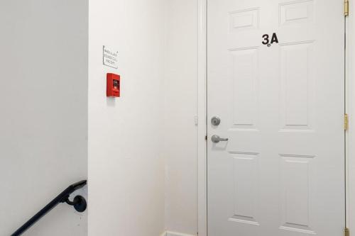 the susan - a cozy, comfy 1bd suite the susan - a cozy, comfy 1bd suite