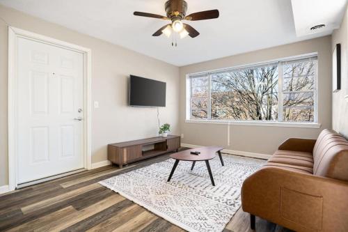 the susan - a cozy, comfy 1bd suite the susan - a cozy, comfy 1bd suite