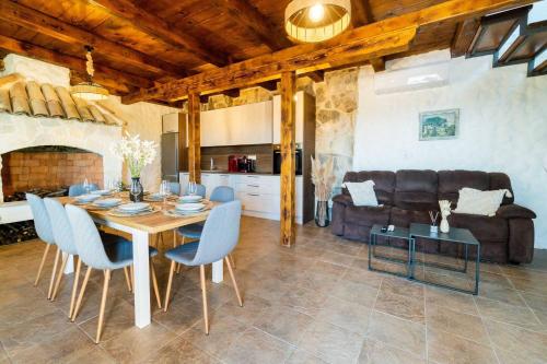 Iekārtas, MY DALMATIA - Authentic Villa Storia with private heated pool in Čista Velika