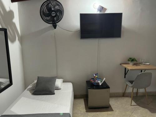Double Room image 9