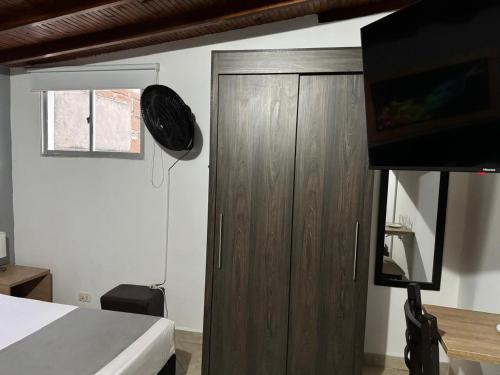Double Room image 6