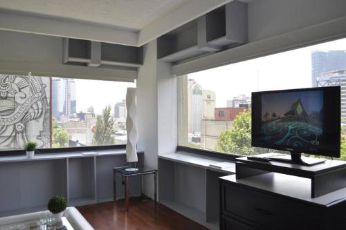 Zona Rosa Apartment Angel of Independence 1 Block in CDMX