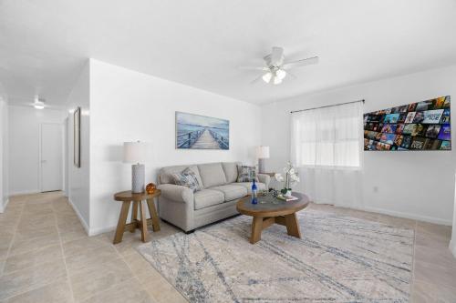 Sunset Inn - Hallandale Beach in Hallandale Beach, USA