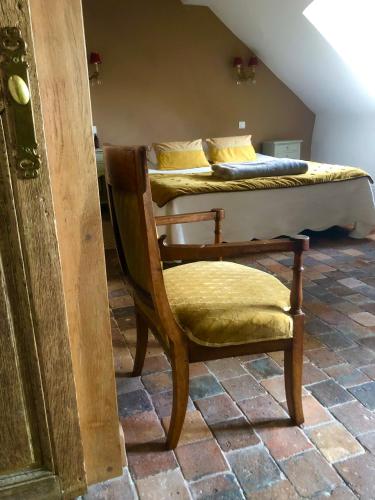 Au 16 Place Saint Louis – Blois, KY