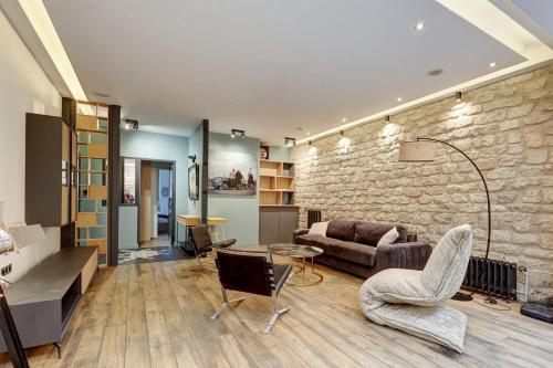334 Parisian Loft - Superb Apartment in Paris, Париж