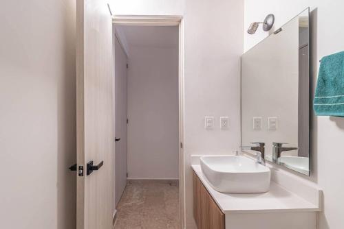 Apartment image 10