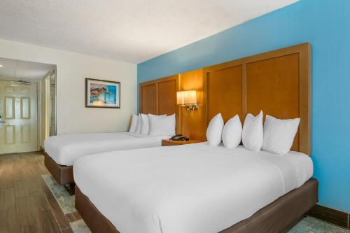 Tropical Winds Resort Hotel - image 11