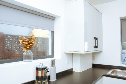 3bedrooms Stylish Home with Free Parking & Hot Tub in เวิร์ตลีย์