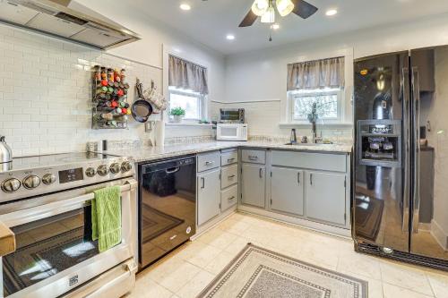 Game Room & Fire Pit: West Mifflin Home! in West Mifflin (PA)