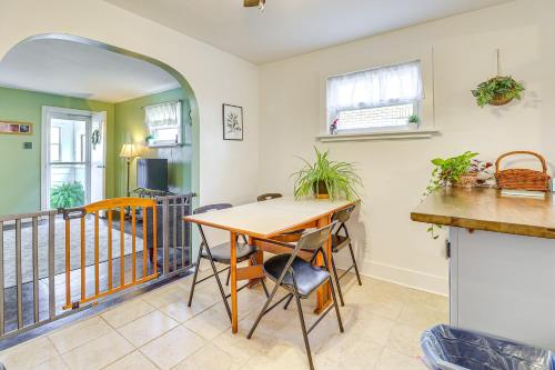 Game Room & Fire Pit: West Mifflin Home! in West Mifflin (PA)