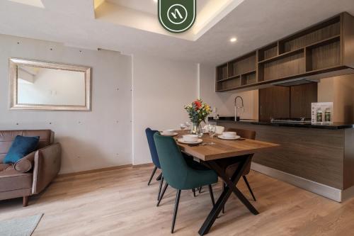 Brand New 2 BR Condo in Reforma - King Beds Brand New 2 BR Condo in Reforma - King Beds