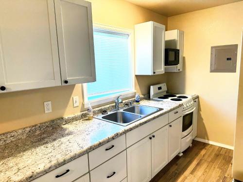 Westerner Motel in เชดรอน (เนแบรสกา)