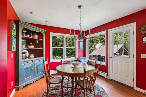Gin Brook Estate in Stowe, USA