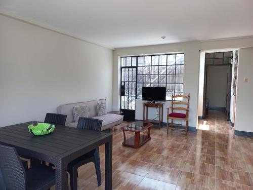 Céntrico Departamento en 2do Piso Caraz Dulzura