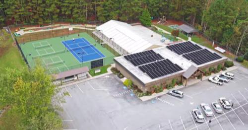 Applewood Cottage THIS PROPERTY IS NOT SET UP FOR INSTANT BOOKINGS ONCE YOU INQUIRE WE WILL ACCEPT AND YOU HAVE 24HRS TO PROCEED WITH YOUR RESERVATION PLEASE BE ON THE LOOKOUT FOR COMPLETE CONFIRM AS WE DONT WANT TO LOSE OUT ON HOSTING YOU in Ellijay, USA