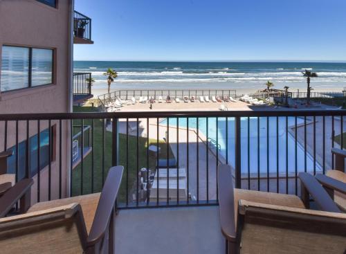 Sunrise 306 by Ocean Properties in New Smyrna Beach, USA