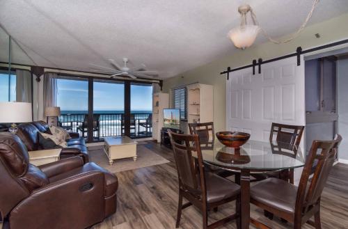 Sunrise 306 by Ocean Properties in New Smyrna Beach, USA