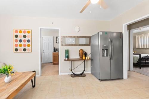 Cozy 2BR Home with Bright Interior & Relaxing Patio in Ontario, USA