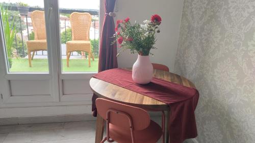 36 Dajot Boutique Apartment - 70 in Melun