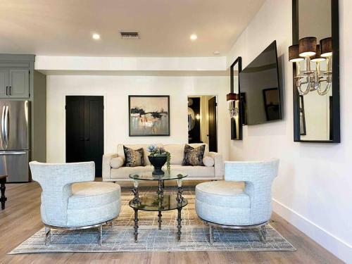 WeHo meets Melrose Arts District in Los Angeles, USA