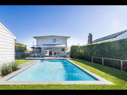 Ditch Plains,Montauk-Pool-JULY-AUGUST-ONLY in Montauk, USA