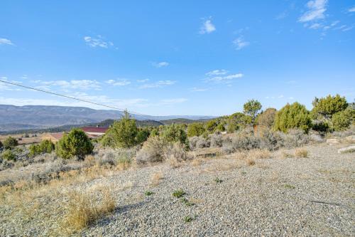 Near Skiing Mtn-View Getaway in Eagle! Near Skiing Mtn-View Getaway in Eagle!