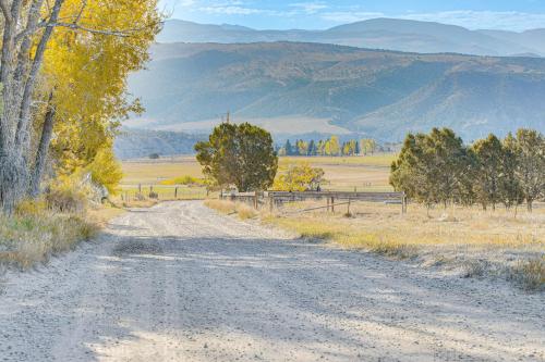 Near Skiing Mtn-View Getaway in Eagle! Near Skiing Mtn-View Getaway in Eagle!