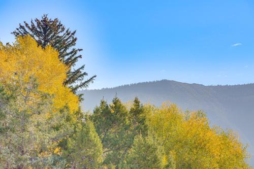 Near Skiing Mtn-View Getaway in Eagle! Near Skiing Mtn-View Getaway in Eagle!