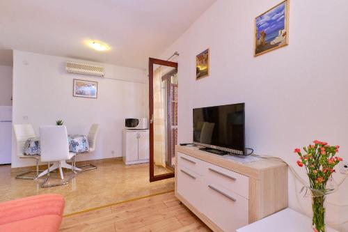 Apartments Nada - image 4