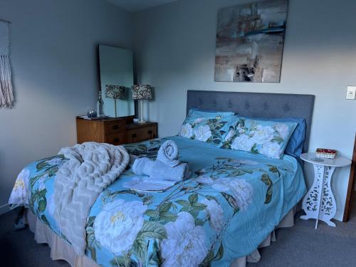 Aspen View - Queen — other in 7A Aspen Grove, Queenstown New Zealand, 9300